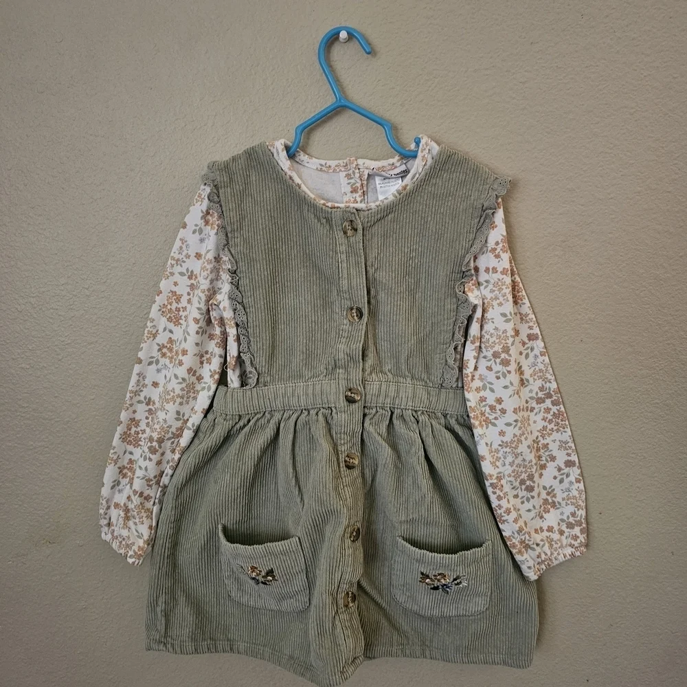 Daisy Fuentes Green Matching Set with Cuoduroy Dress Floral Long Sleeve Tee